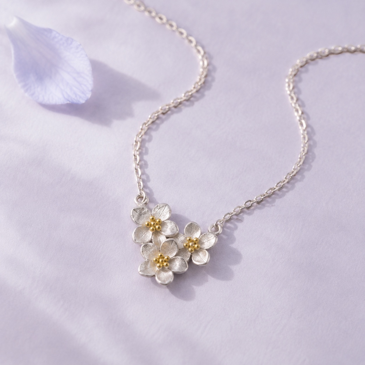 Thoundnest botanical necklace